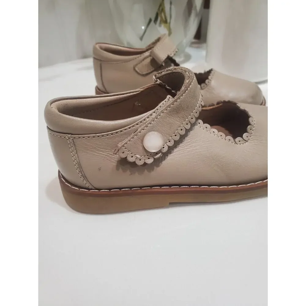 Elephantito Scalloped Leather Girls Shoes Size 10